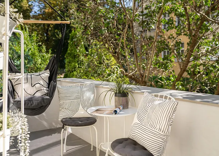 Factory Helska Lägenhet